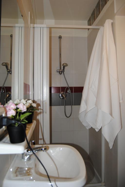 Papia Guest House Roma Habitación foto